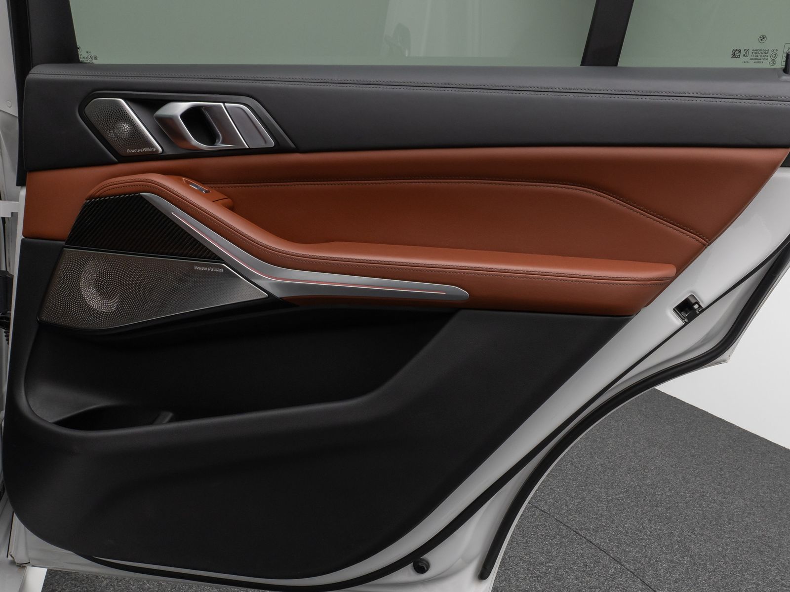 Fahrzeugabbildung BMW X7 M60i xD B&W Panorama HUD 360° Individual 22"