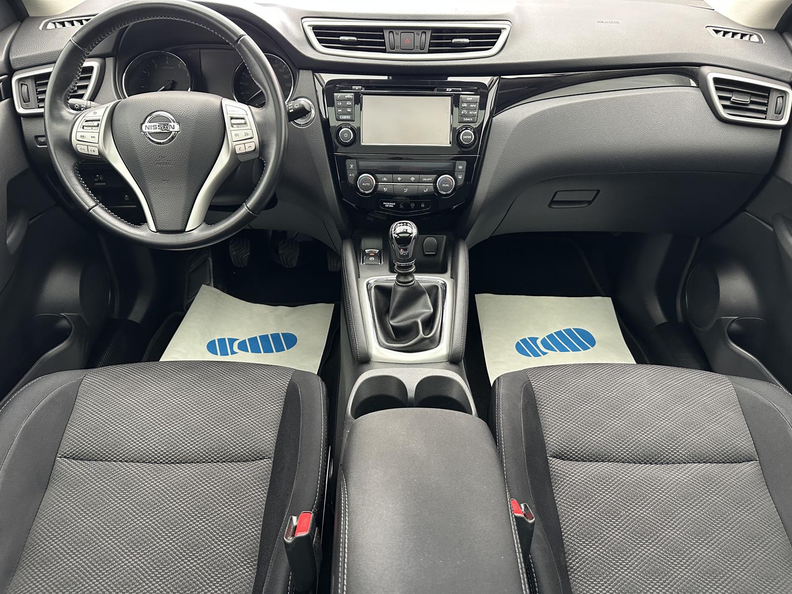 Nissan Qashqai N-Connecta "PANO-NAVI-CAM-MULTI-TEMPO"