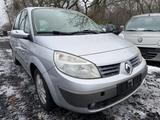 Renault Scenic II Exception - Renault Scenic Exception mit Benzin-Antrieb