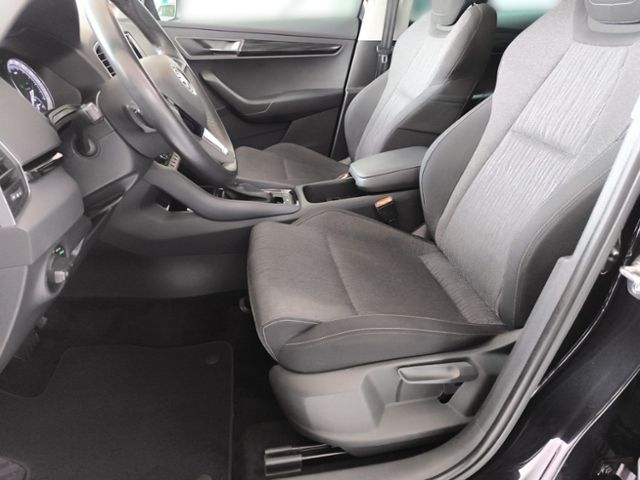 Fahrzeugabbildung SKODA Karoq 1.6 TDI SCR DSG Style LED NAVI KESSY SMART