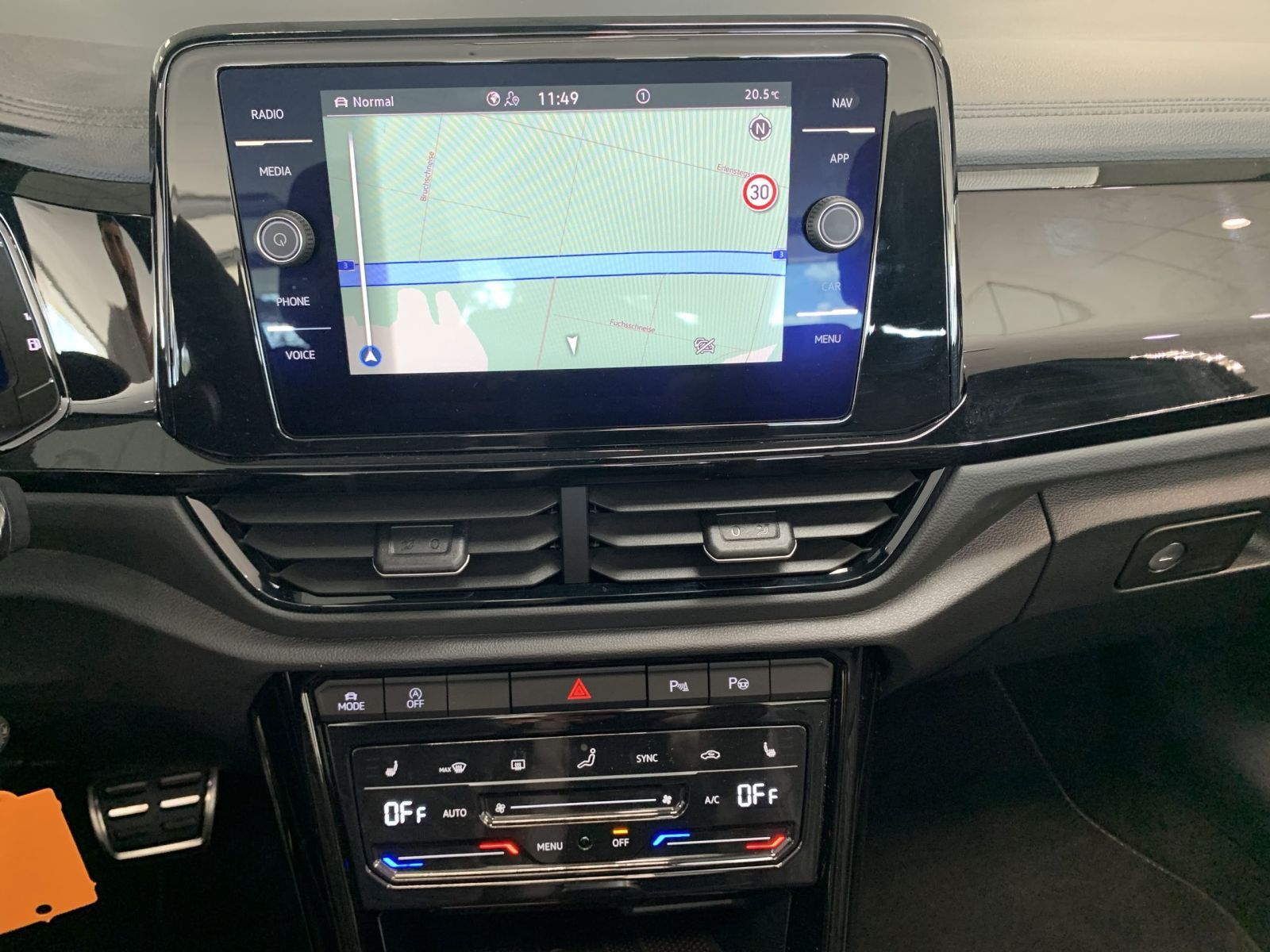 Volkswagen T-Roc - Bild 14