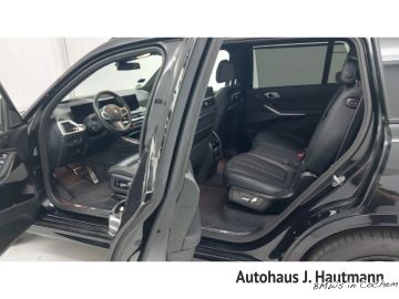 BMW X7 - 7