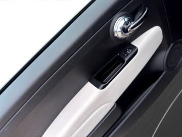 Fiat 500C Cabrio 1.0 DOLCEVITA KLIMAA NAVI CARPLAY