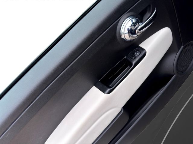 Fiat 500C Cabrio 1.0 DOLCEVITA KLIMAA NAVI CARPLAY