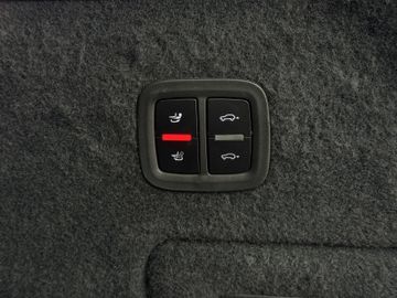 Porsche Cayenne E-Hybrid*PANO*AHK*APPLE*LED*CHRONO*LUFT