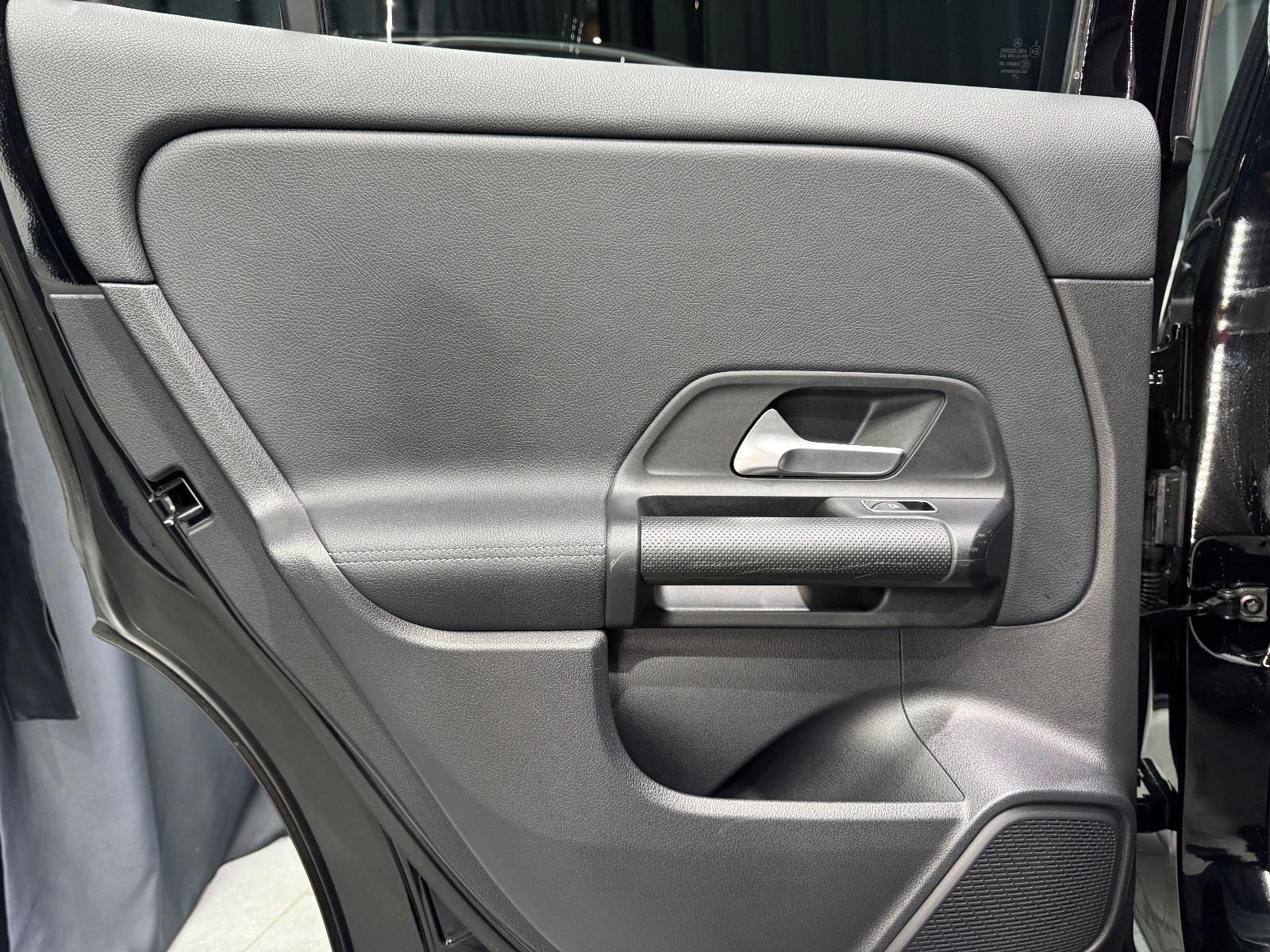 Fahrzeugabbildung Mercedes-Benz GLA 220d|AUTOMATIK|NAVI|LED-SCHEINWERFER|