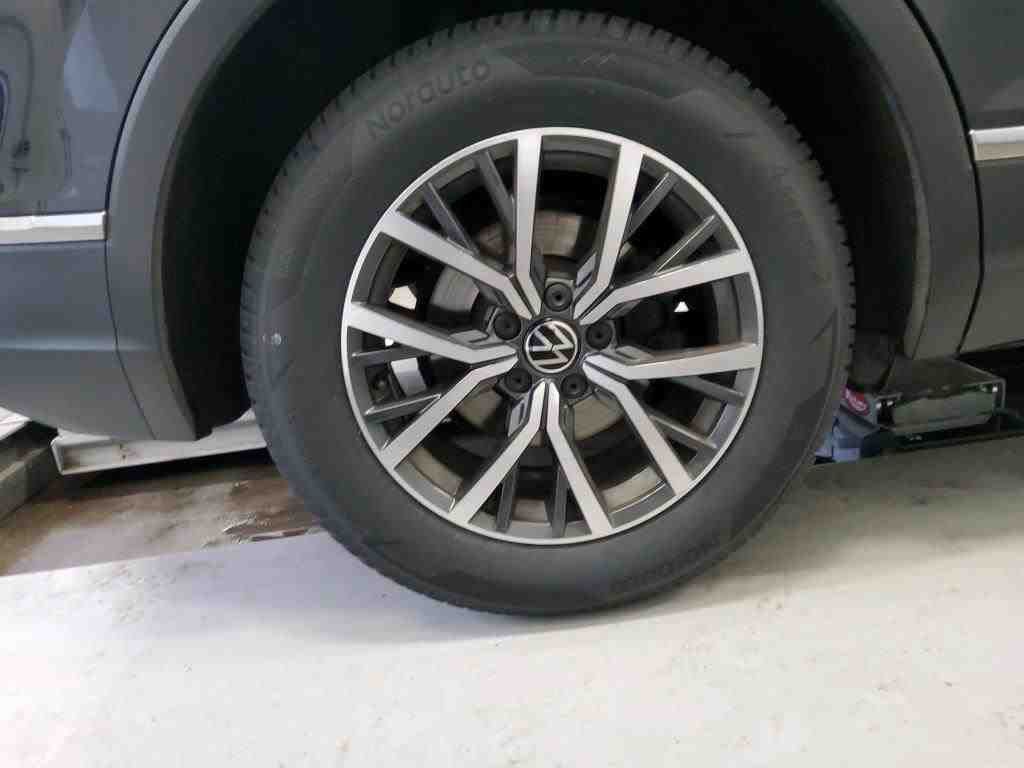 Volkswagen Tiguan - Bild 5