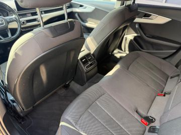 Audi A4 - 8