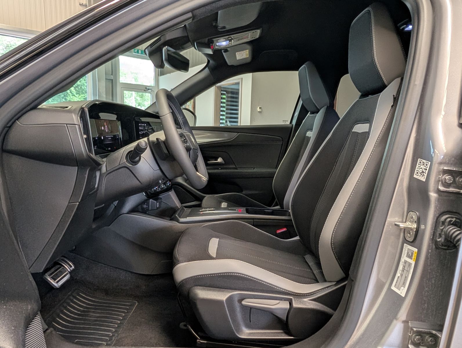 Fahrzeugabbildung Opel Mokka GS BLACK INTEL LUX TECH KAM SHZ BHL VIRTUA