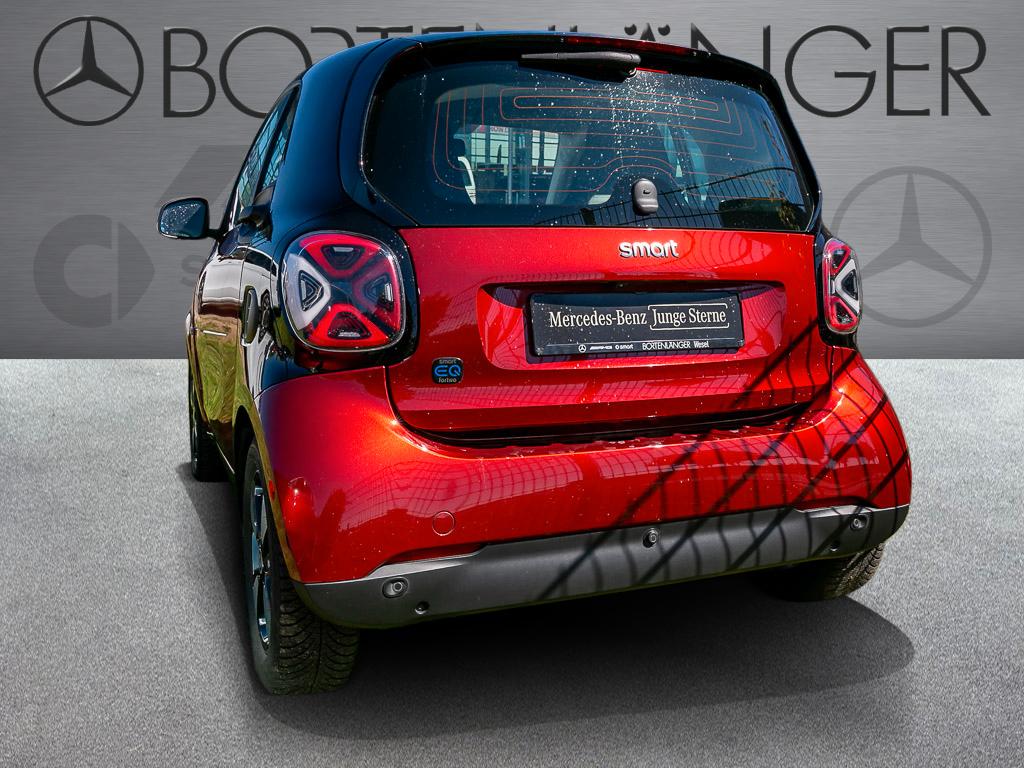 Smart ForTwo EQ Exclusive Carmin Red Kamera LED