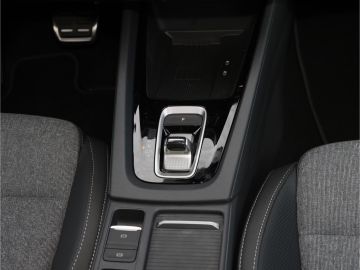 Skoda Octavia Combi 1.5 TSI Sportline Navi AHK Kamera