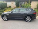 Jaguar F-Pace Prestige Leder/Navi/AHK/Schalter!!! - gebrauchte Jaguar F-Pace aus dem Jahr 2019