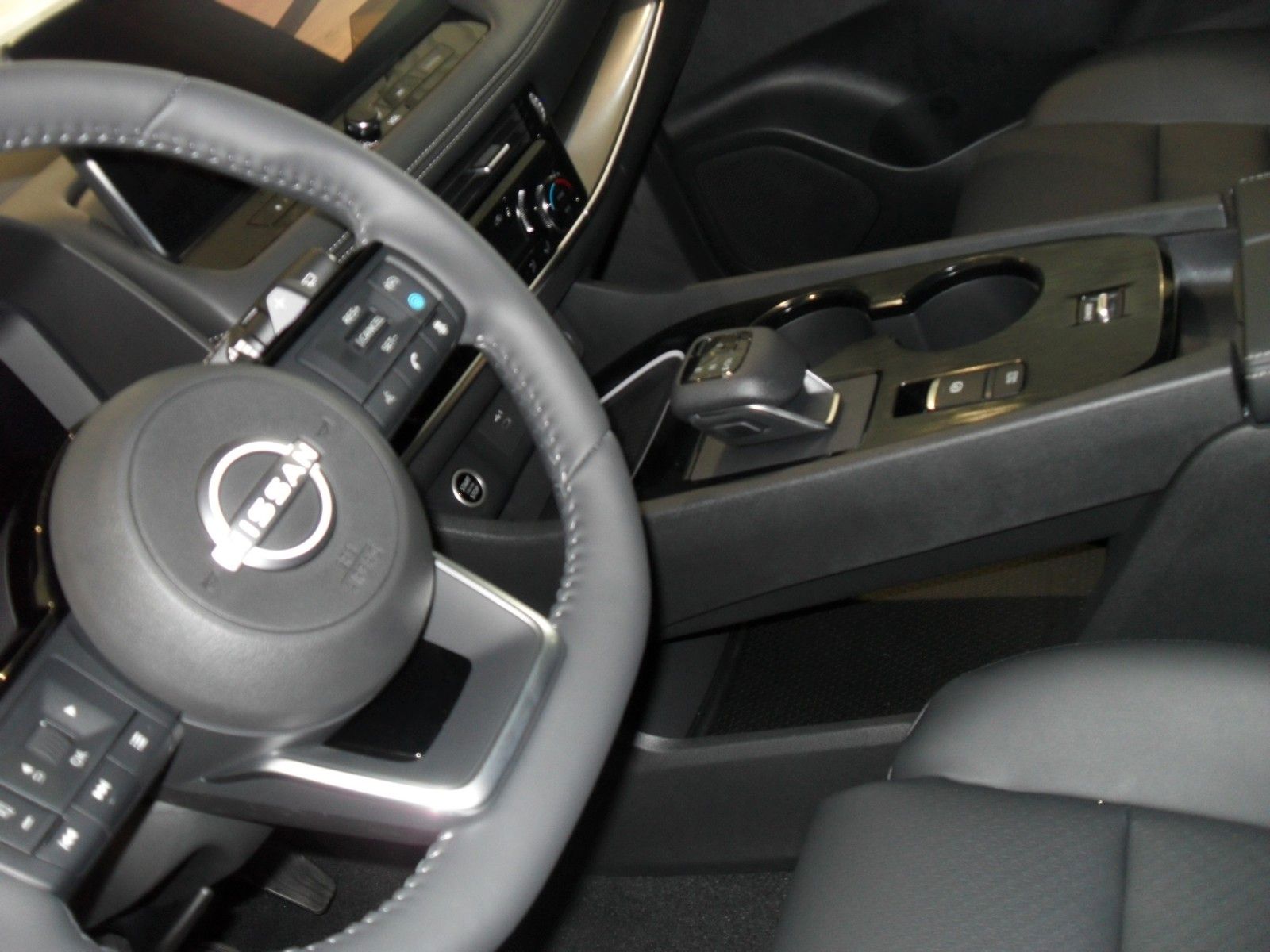 Fahrzeugabbildung Nissan X-Trail N-Connecta | LED | Head UP | Leder