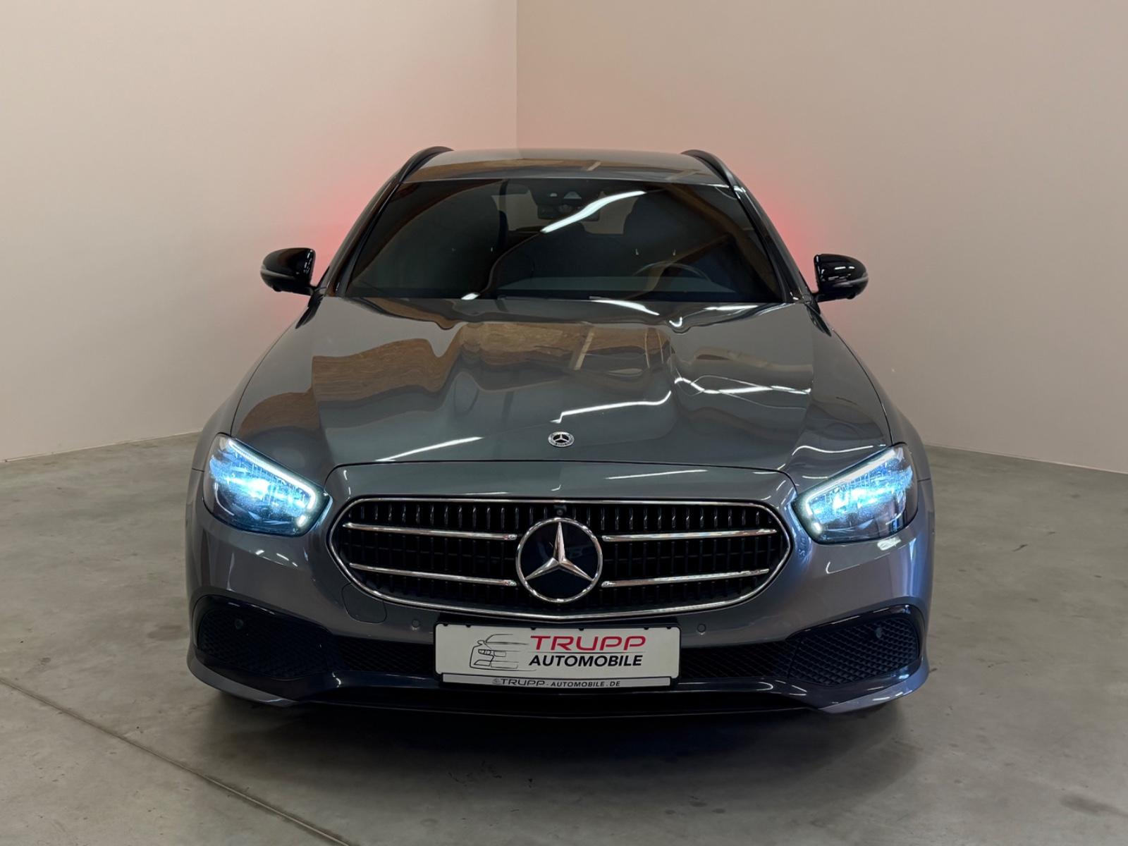 Mercedes-Benz E220d 4Matic Night/AHK/ 360°-Kamera/MBUX/LED/SHZ