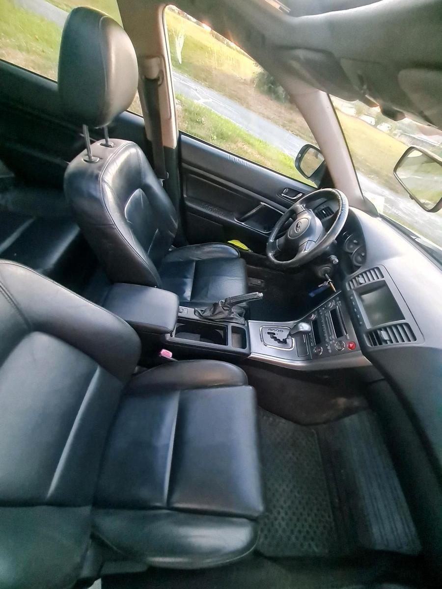 Subaru Outback 2005 — photo 7