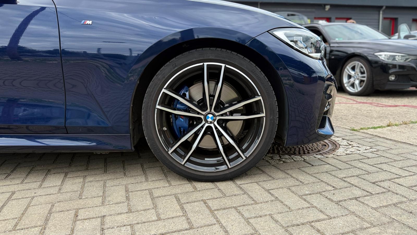 BMW 330i Touring M Sport Individual H&K 360° Laser