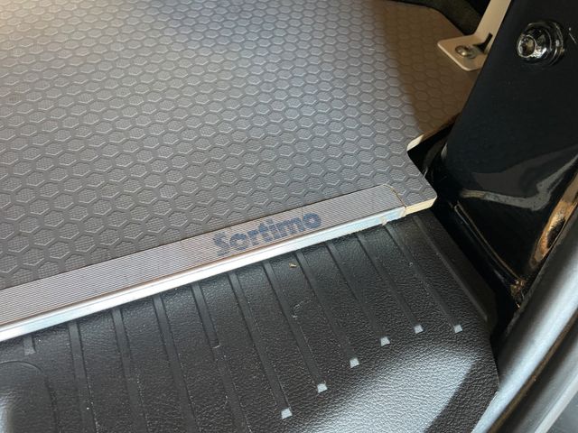Fahrzeugabbildung Ford Transit Courier Trend Top gepflegt