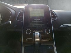 Fahrzeugabbildung Grand Scenic IV Black Edition TCe 160 EDC 7-Sitz