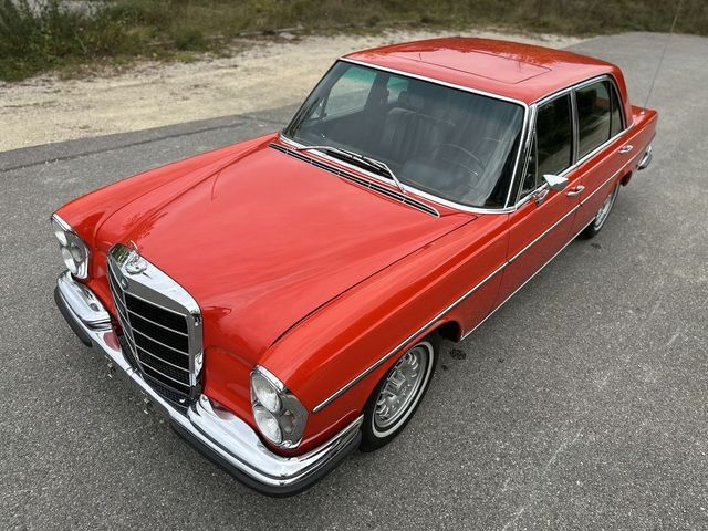 Mercedes-Benz 300 SEL 6.3 W109 / DEUTSCH / LEDER / KLIMA / SD