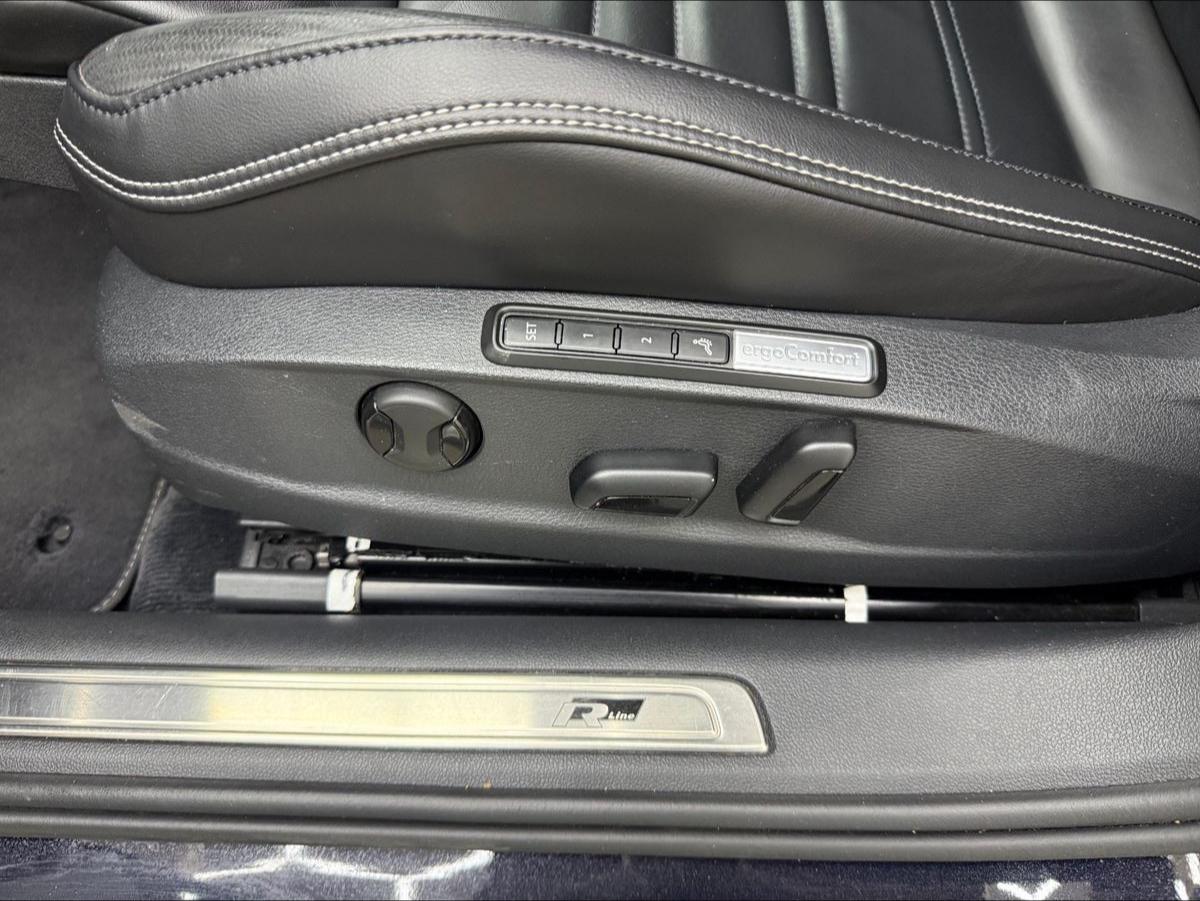 Volkswagen Passat Variant Highline "R-LINE INTERIEUR"
