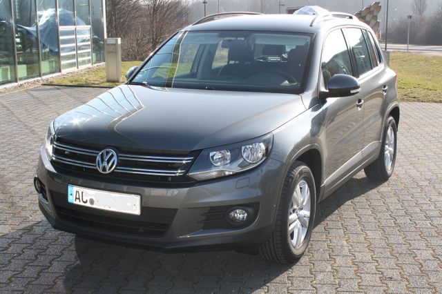 Volkswagen Tiguan 1.4 TSI Trend Navi TOP ZUSTAND Parklenka.