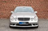 Mercedes-Benz E 55 AMG 1HAND DEUTSCHES AUTO! UNFALLFREI S.HEFT - gebrauchte Limousinen in Düren