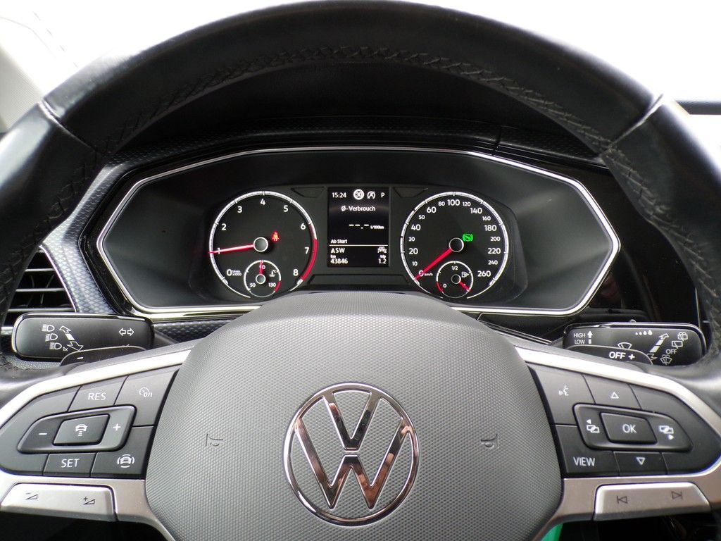 Fahrzeugabbildung Volkswagen T-Cross 1.0 TSI DSG Life *AHK*LED*NAVI*LaneAssis