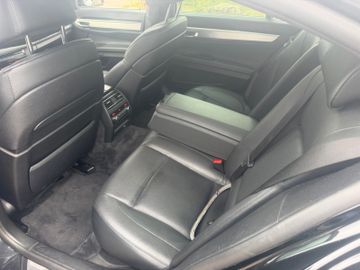 BMW 740 - 9