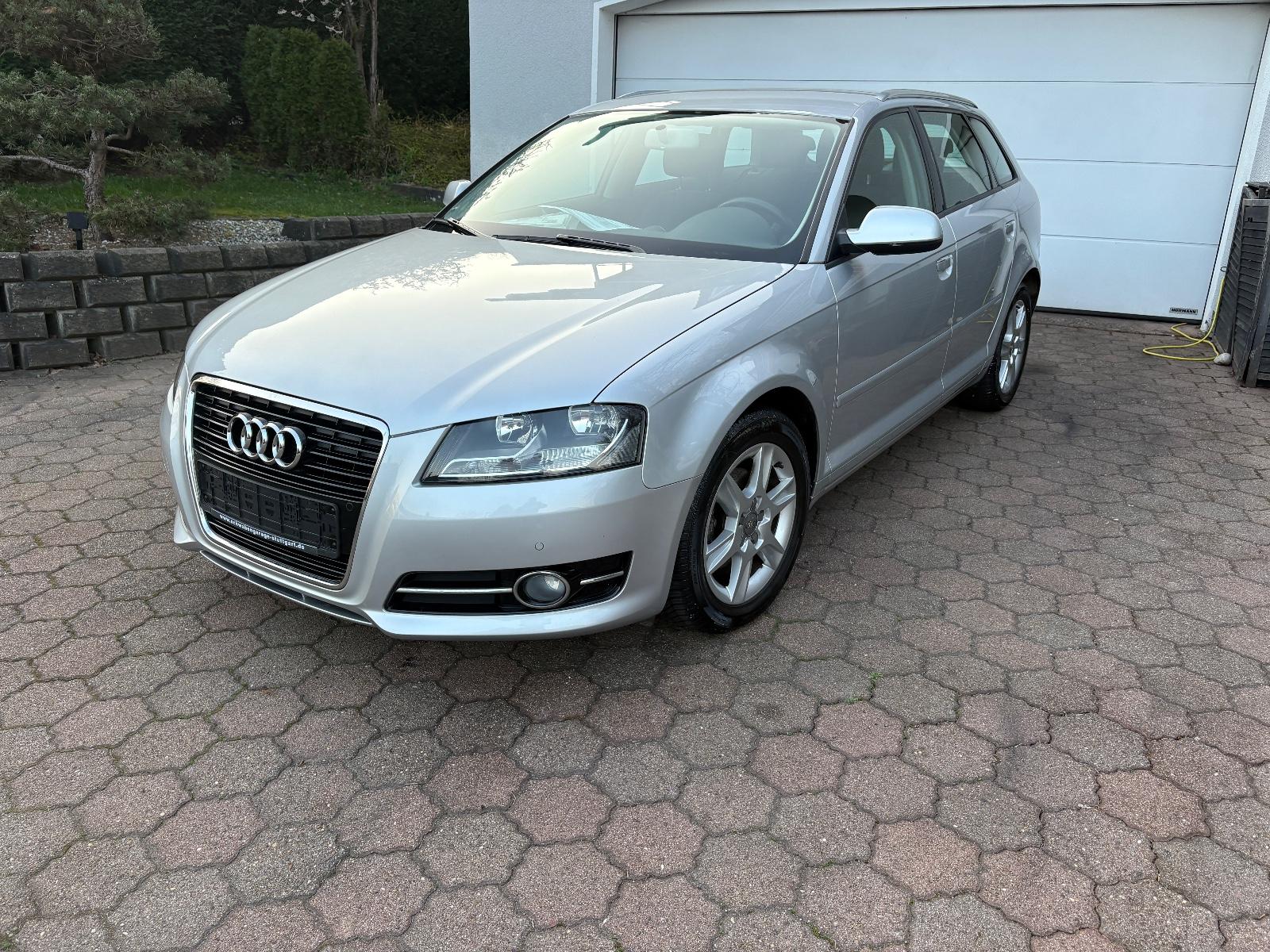 Audi A3 Sportback 1.6 TDI Attraction,2.HAND,ALLWETTER