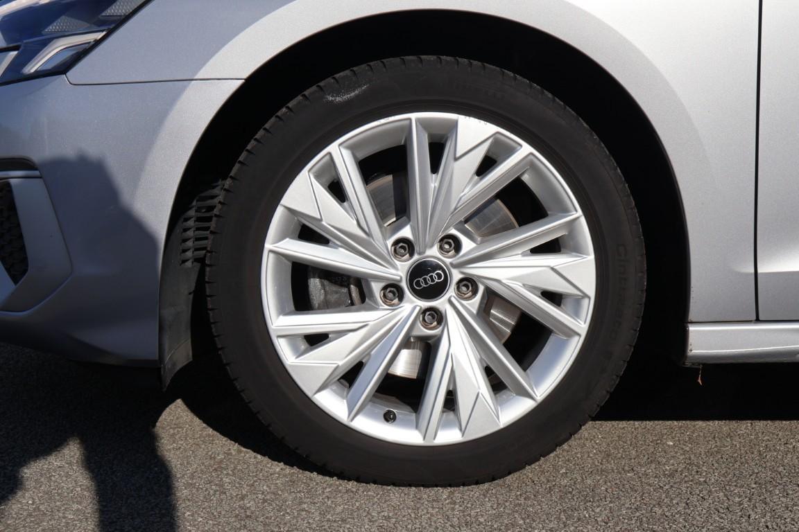 Audi A3 35 1.5 TFSI advanced LED AHK Tempomat DAB PDC