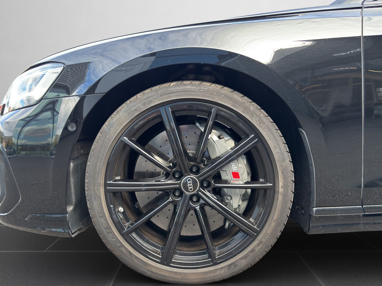 Audi S8 - Bild 9
