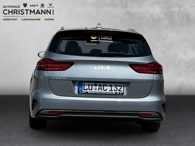 Fahrzeugabbildung Kia Ceed_sw VISION 1.5 T-GDI *KOMFORT-PLUS-PAKET*NAV