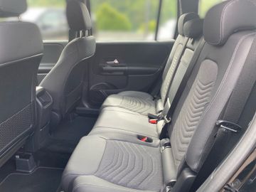 Mercedes GLB 180 - 11