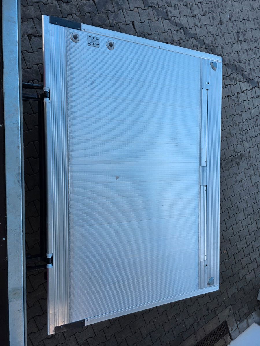 Fahrzeugabbildung Iveco Eurocargo 80E21 Koffer LBW