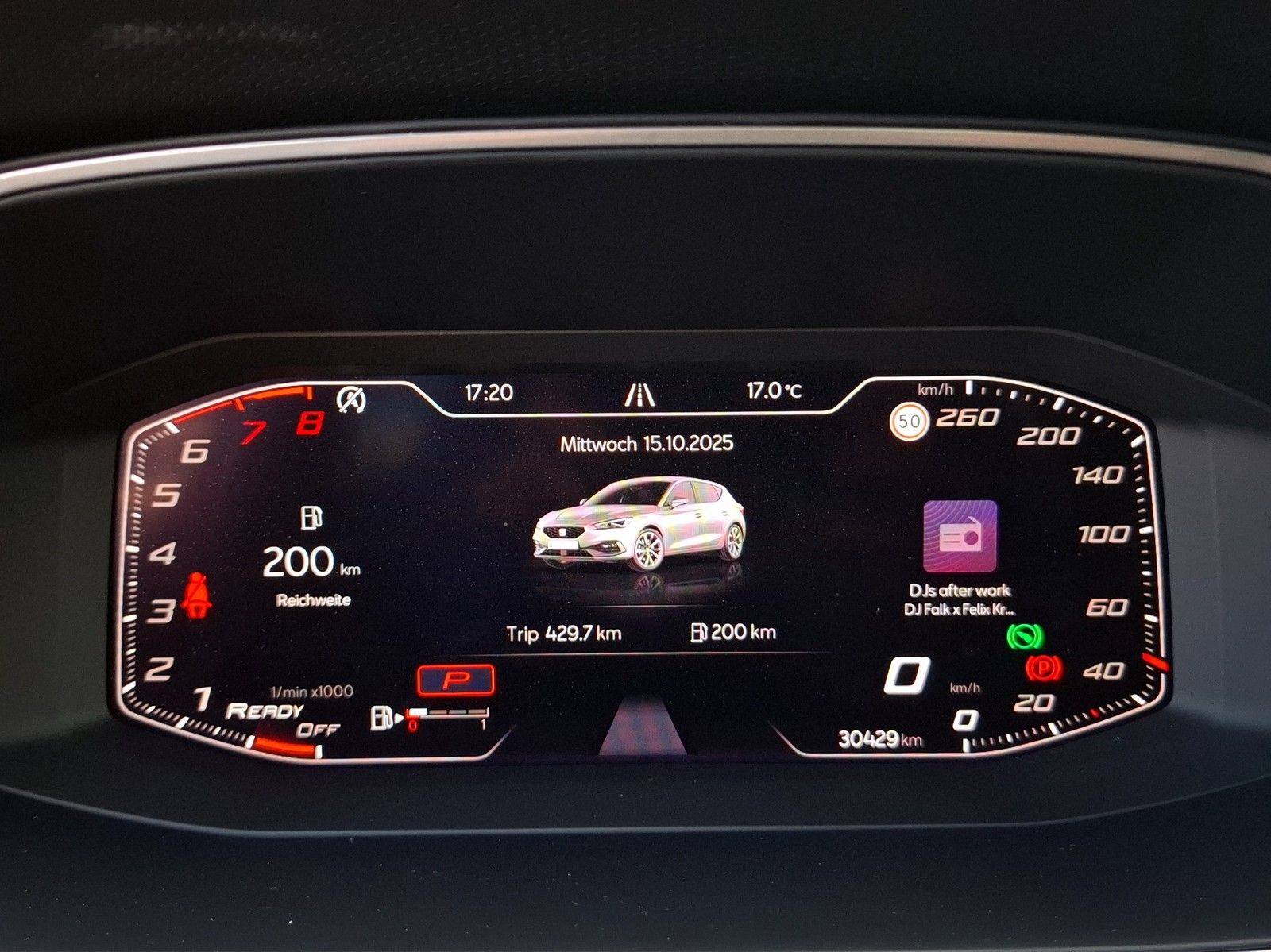 SEAT Leon FR 1.5 eTSI DSG / AHK / PANORAMA / VOLL-LED - Image 12