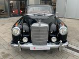 Mercedes-Benz 220 SE Ponton Coupé*Note 1*Komplettrestauration - Mercedes-Benz 220: Se Ponton