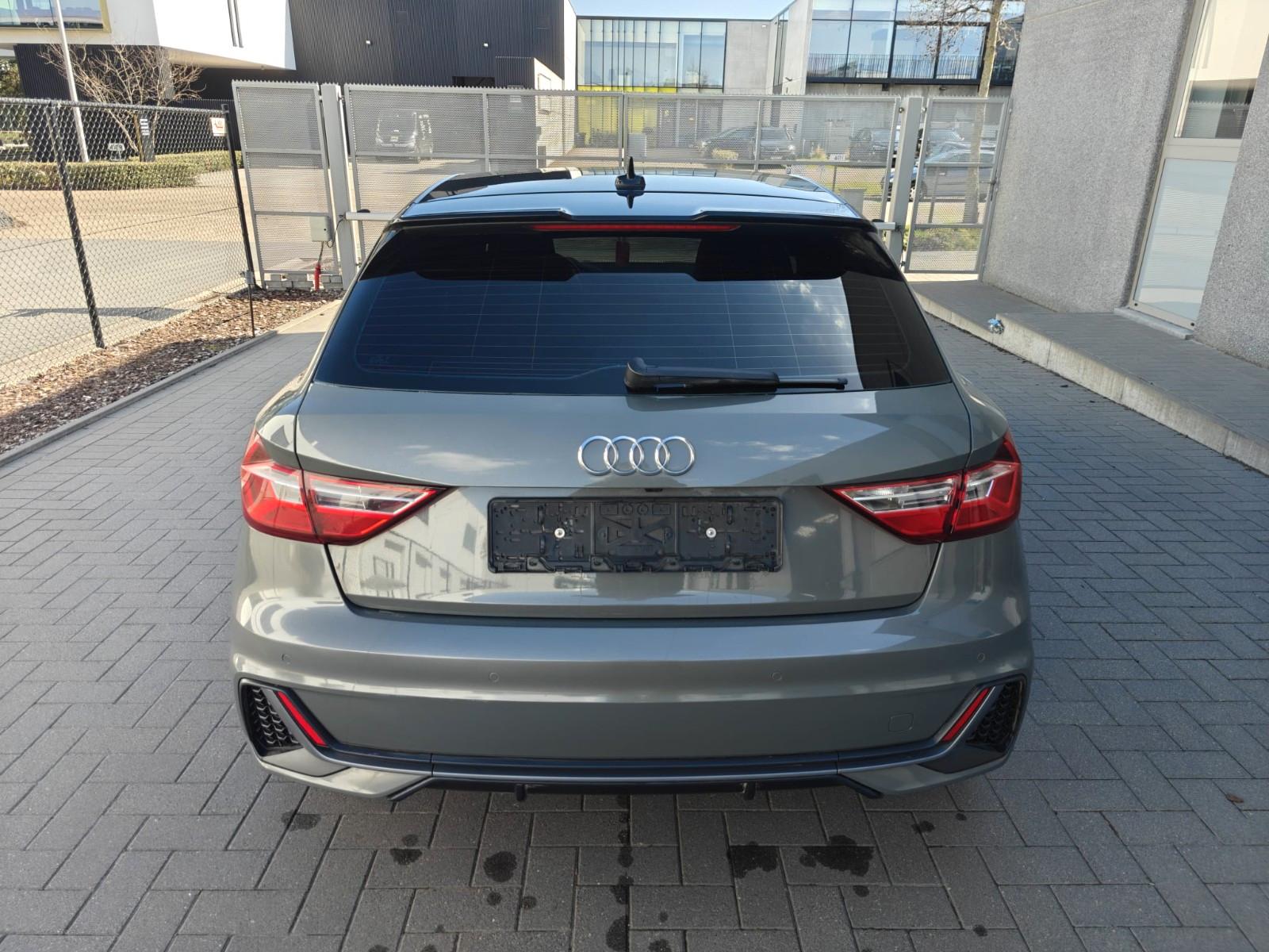 Audi A1 1.0 TSI 110PS S-LINE ALU 17 NAVI CAMERA B&O