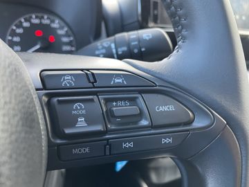 Toyota Yaris 1.5 Hybrid Comfort *ACC*CAM*CARPLAY*TEL*