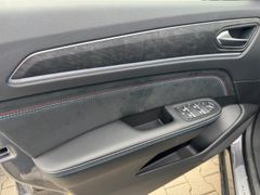 Fahrzeugabbildung Arkana Esprit Alpine Mild Hybrid 140 EDC Schiebe