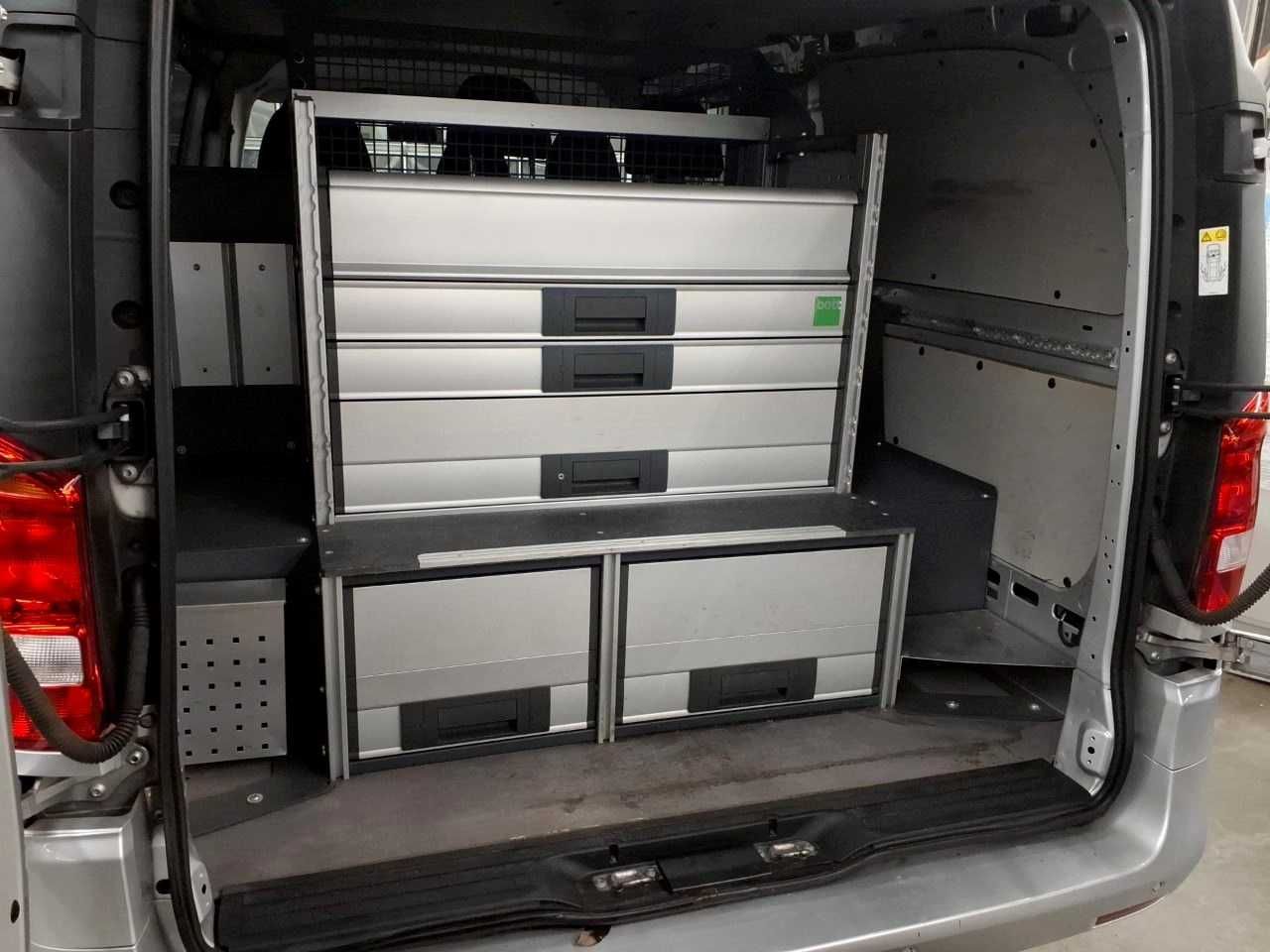 Fahrzeugabbildung Mercedes-Benz Vito 114 CDI Mixto Regal AHK Klima PARKTRONIC