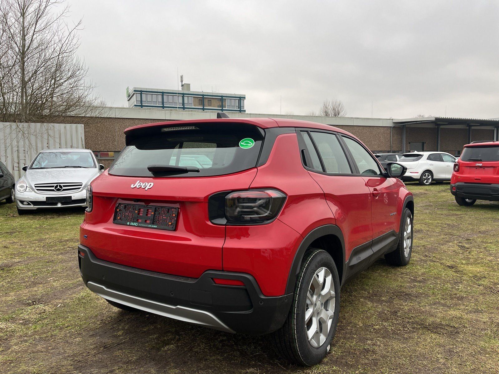 Fahrzeugabbildung Jeep Avenger Altitude+ Electric SOFORT VERFÜGBAR