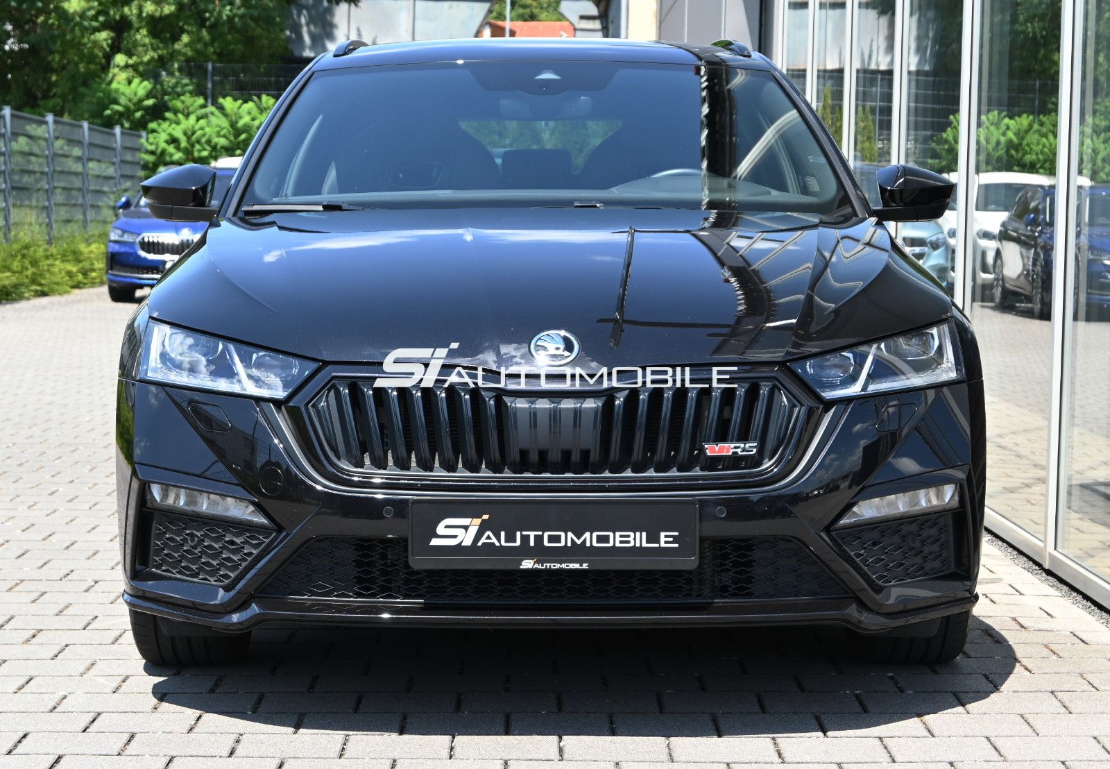 Fahrzeugabbildung SKODA Octavia 2.0 TDI DSG 4x4 RS Combi °AHK°STHZ°DCC°