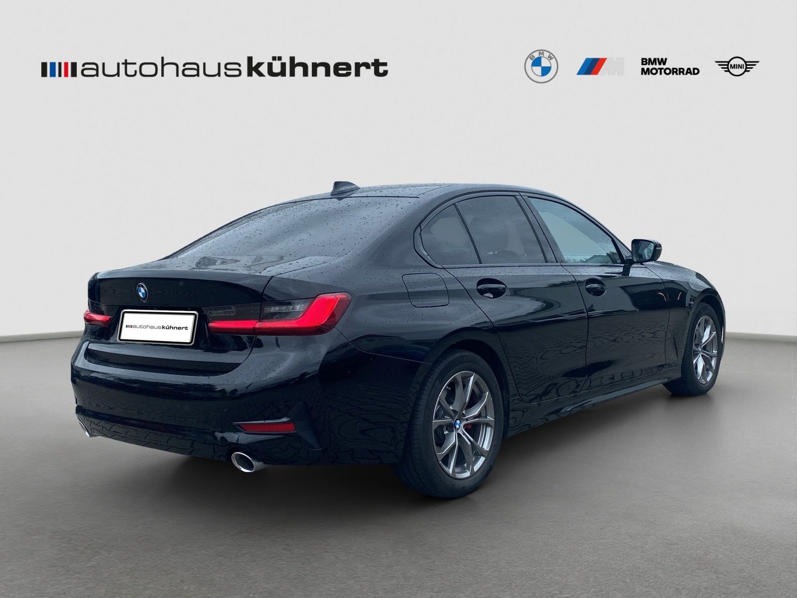 BMW 320d Limousine Sport Line LED DrvAss AHK HUD RFK foto 7