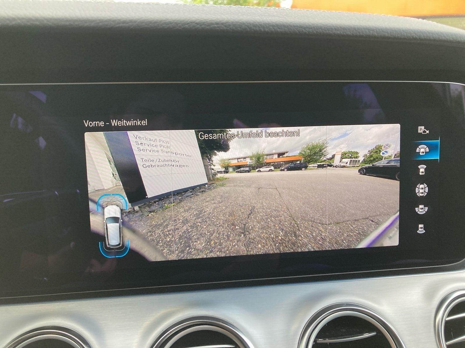 Fahrzeugabbildung Mercedes-Benz E 200 T Exclusive*Standheizung*360*MultiBeam*HUD