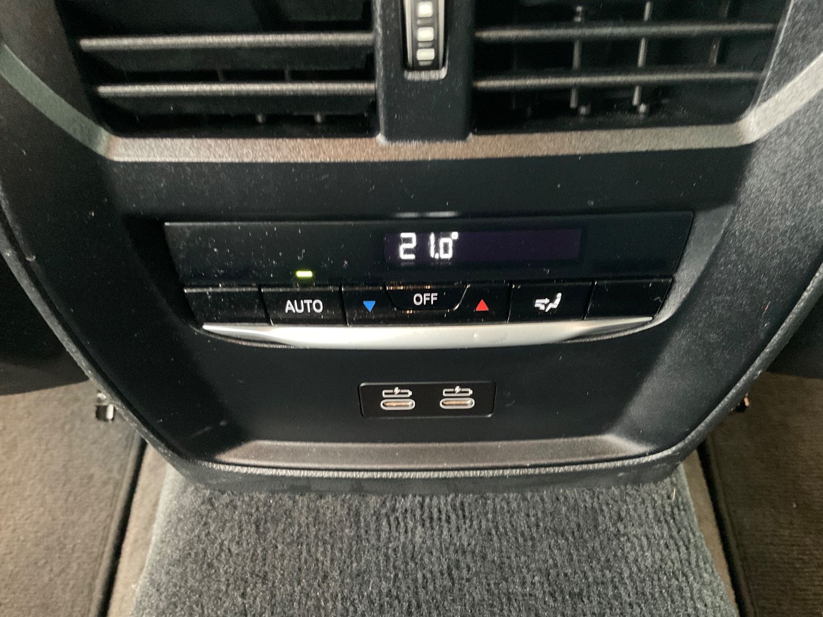 Fahrzeugabbildung BMW 318d Touring,Carplay,Keyless,Ambiente,Sitzheizun