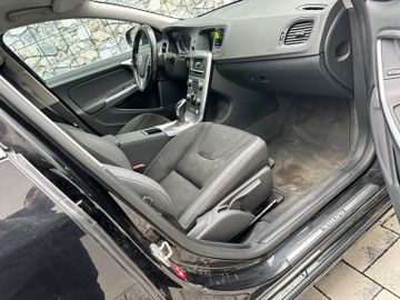 Volvo V60 - 10