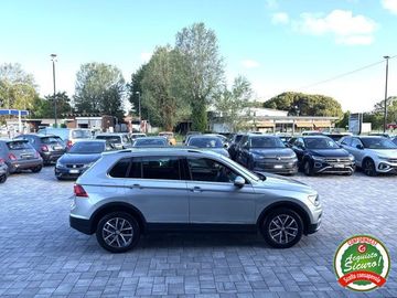 Volkswagen Tiguan - 6