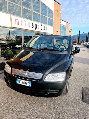 Fiat Multipla 1.6 16V Natural Power Dynamic Unic