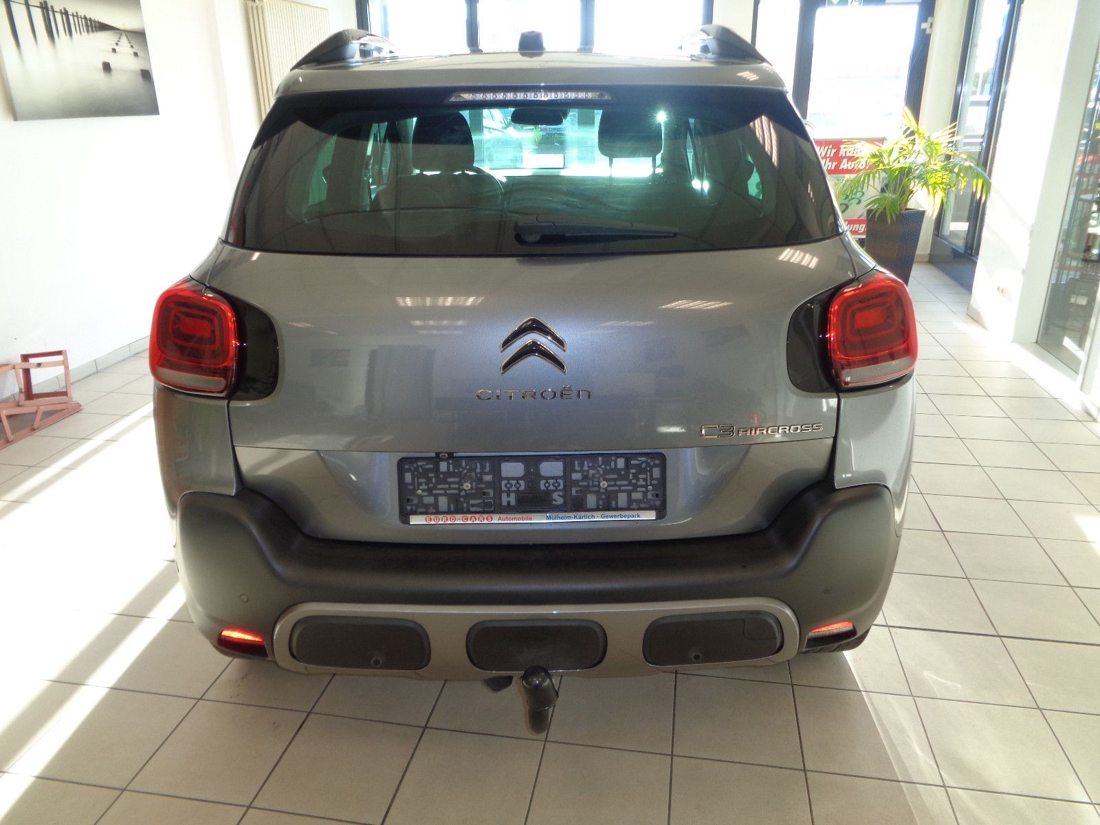 Fahrzeugabbildung Citroën C3 Aircross PureTech 130 / NAVI / AHK / KAMERA