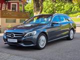 Mercedes-Benz C 220d T-Modell/Navi/AHK/DAB/Automatik - Mercedes-Benz C 220 mit Diesel-Antrieb: Kombi